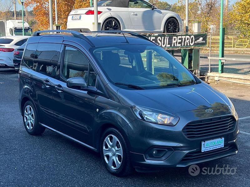Usata Ford Tourneo Courier S 75 CV (55 kW) 2019 Monovolume
