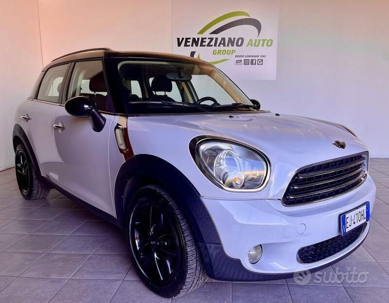 Bianco Usata 2011 Mini Cooper Countryman SUV | 7200 € (Buon prezzo) - Immagine 1/4