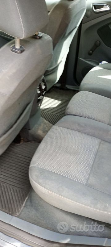 Usata Ford C-MAX 105 CV (77 kW) 2011 Blu Monovolume