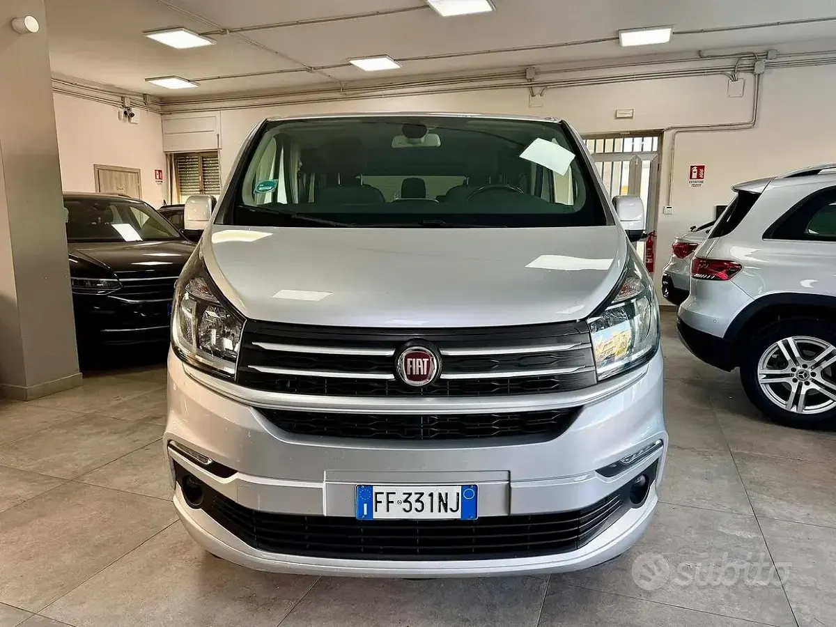 Usata Fiat Talento 145 CV (106 kW) 2016 Grigio Monovolume