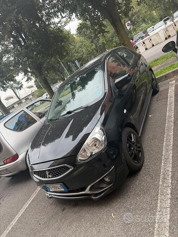 Usata Mitsubishi Space Star 2016 Nero Berlina