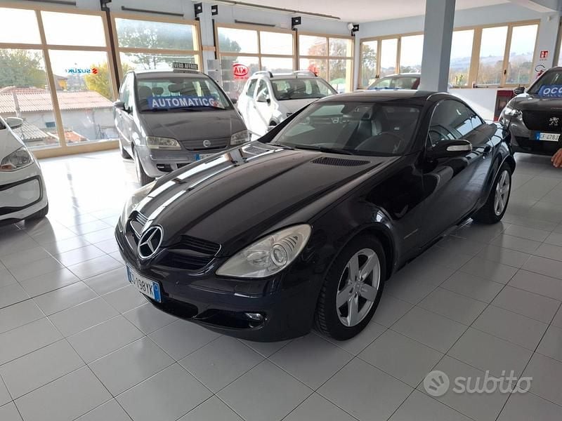 Usata Mercedes SLK200 163 CV (119 kW) 2005 Nero Cabrio