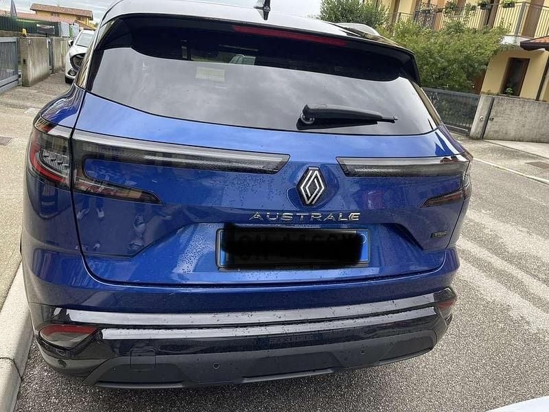 Usata Renault Austral Iconic 131 CV (96 kW) 2023 SUV