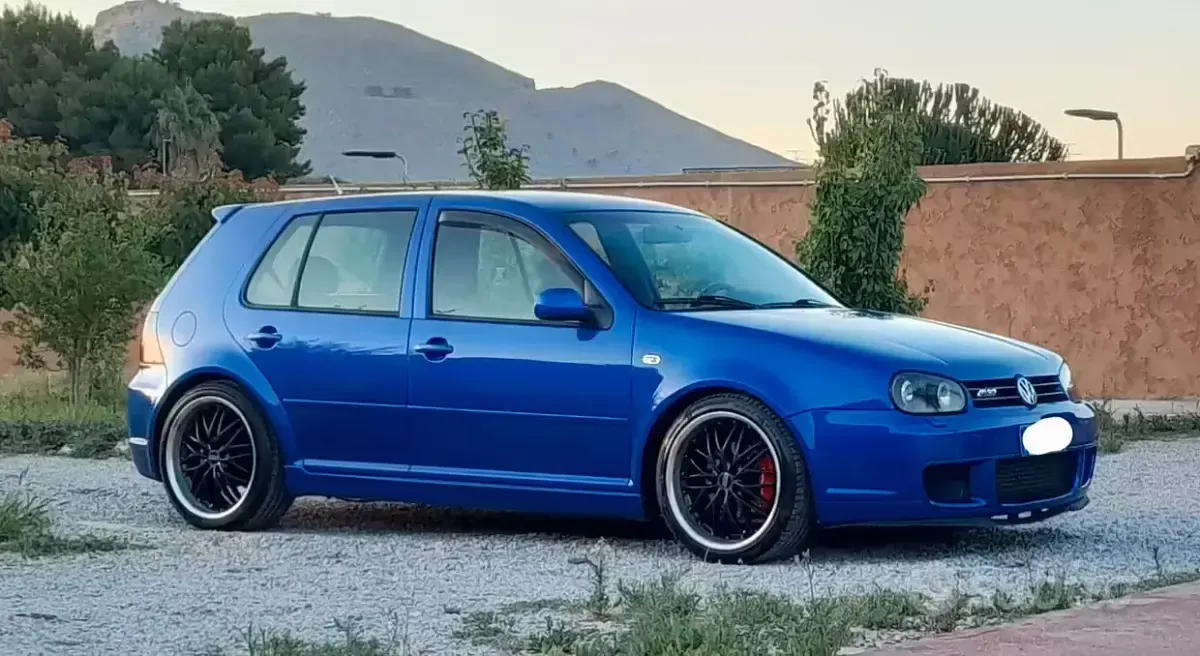 Usata VW Golf IV Comfortline 116 CV (85 kW) 2002 Berlina