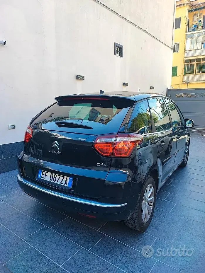 Usata Citroën C4 Picasso 112 CV (82 kW) 2011 Nero Monovolume