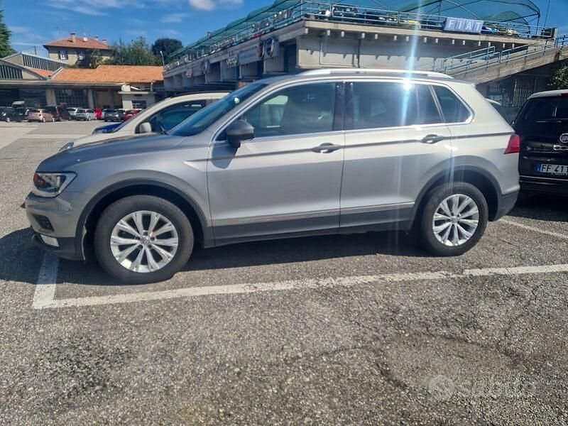 Usata VW Tiguan Business 150 CV (110 kW) 2017 Grigio SUV