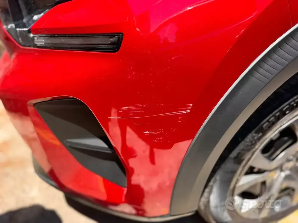 Usata Citroën C3 101 CV (74 kW) 2025 Rosso SUV