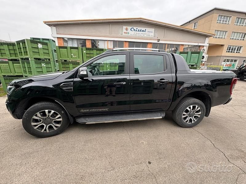 Usata Ford Ranger Wildtrack 143 CV (105 kW) 2021 Nero Pick-up