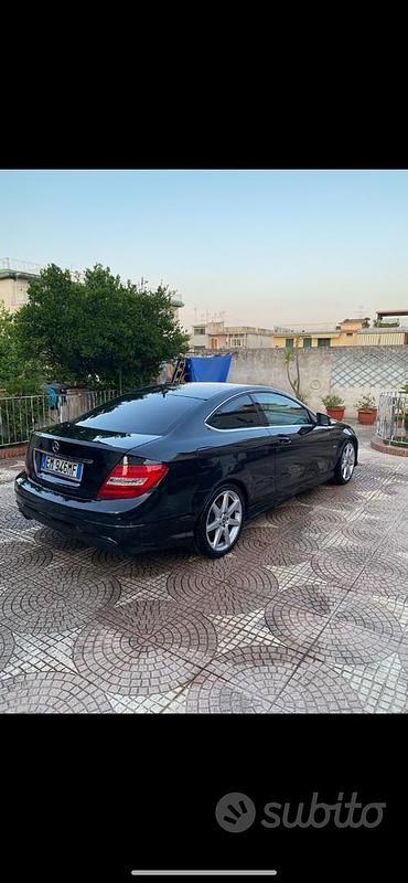 Usata Mercedes C220 170 CV (125 kW) 2012 Nero Coupé