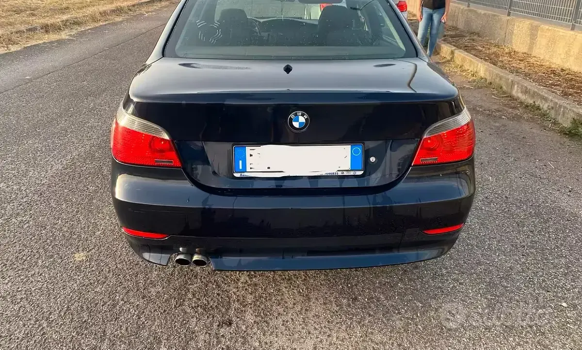Usata BMW 525 Efficient Dynamics 197 CV (144 kW) 2009 Bluazzurro Berlina