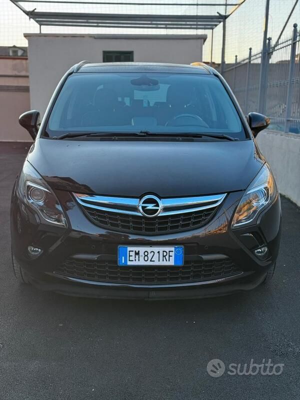 Marrone Usata 2012 Opel Zafira Tourer Cosmo Monovolume | 5000 € (Ottimo prezzo) - Immagine 1/4
