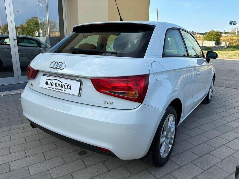 Usata Audi A1 105 CV (77 kW) 2012 Bianco Utilitaria