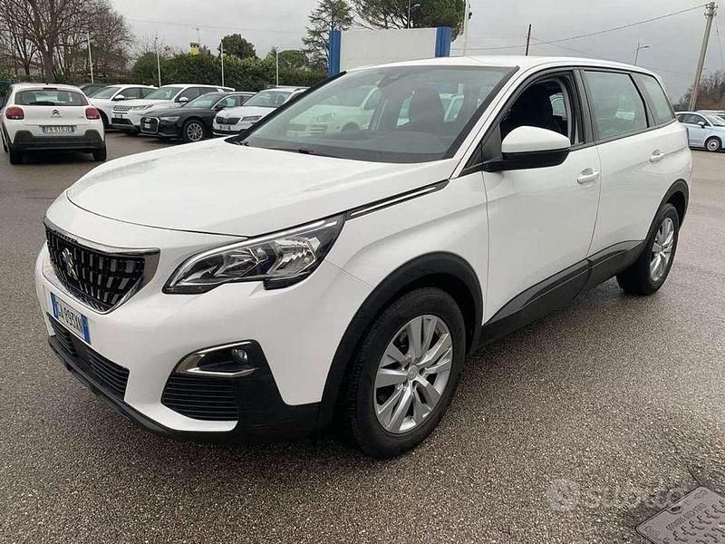 Usata Peugeot 5008 Business-Line 131 CV (96 kW) 2020 Bianco SUV