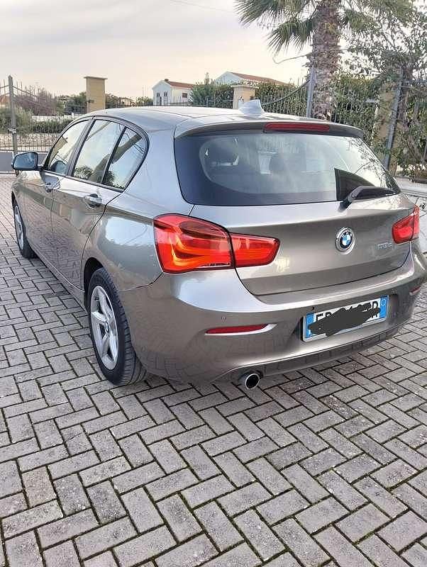 Usata BMW 118 Advantage 150 CV (110 kW) 2016 Bronzo Utilitaria
