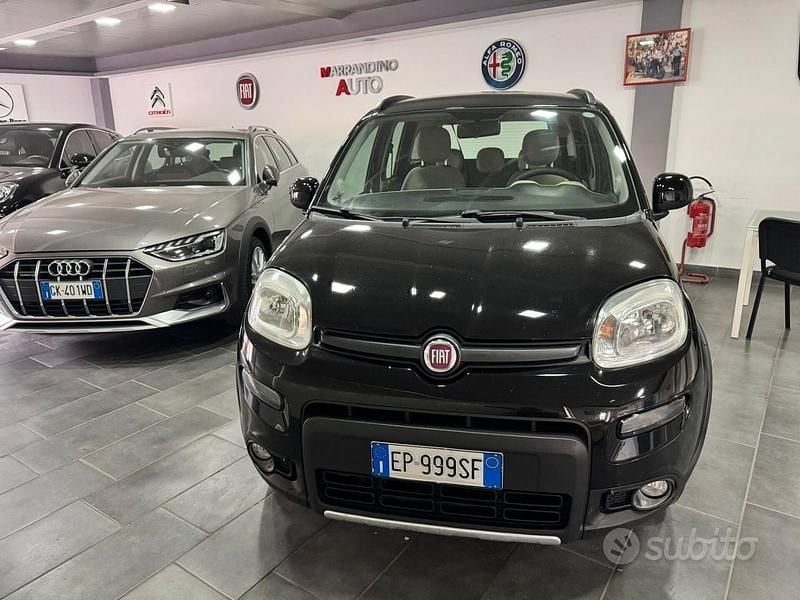 Usata Fiat Panda 4x4 S 74 CV (54 kW) 2013 Nero Utilitaria