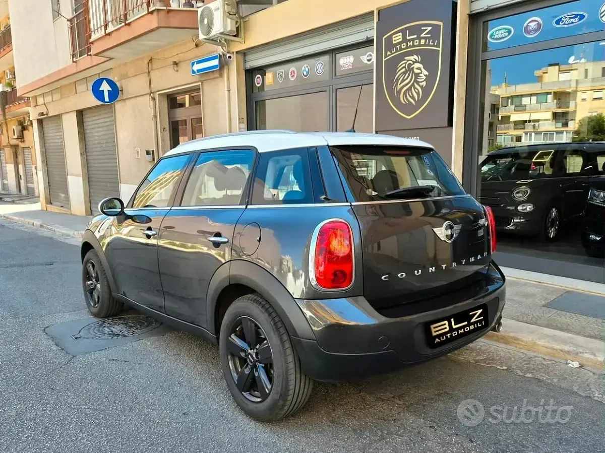Usata Mini Countryman Business 90 CV (66 kW) 2016 Grigio SUV