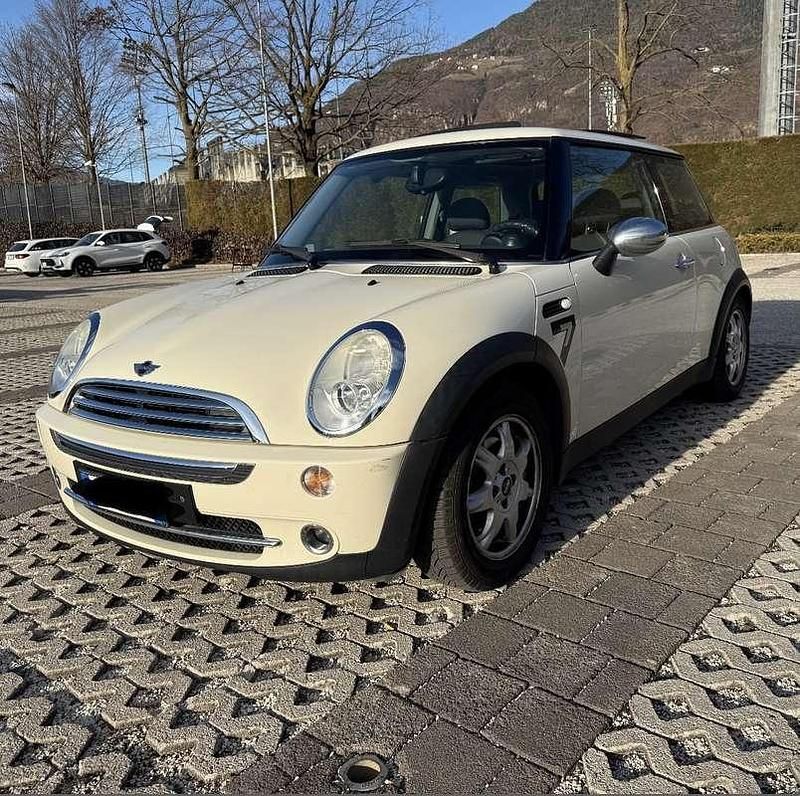 Usata Mini ONE Seven 79 CV (58 kW) 2006 Utilitaria
