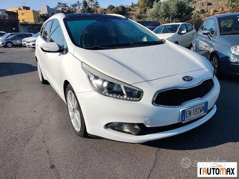 Usata Kia Ceed Sportswagon Platinum 128 CV (94 kW) 2013 Bianco Station wagon