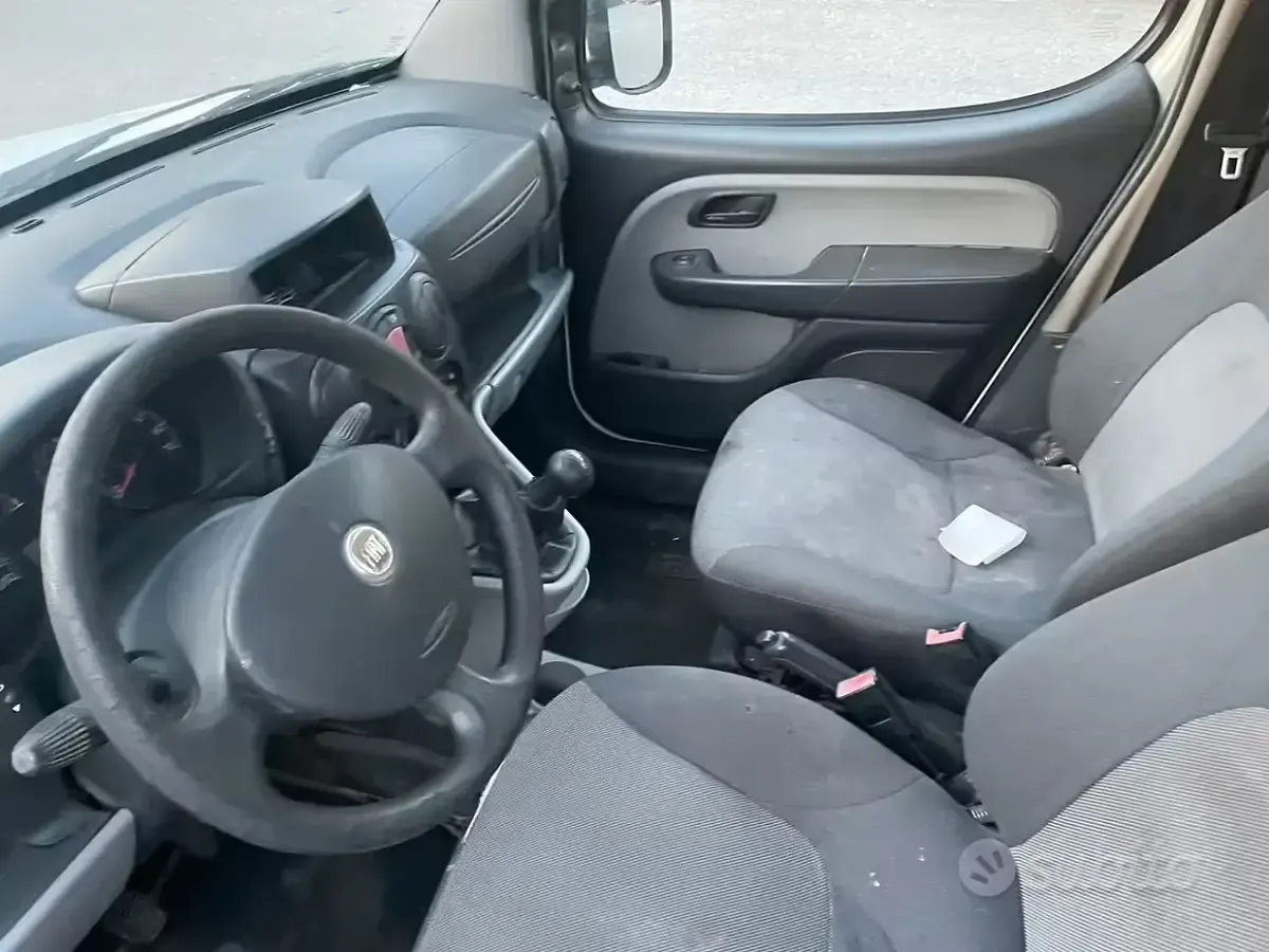 Usata Fiat Doblò 85 CV (62 kW) 2008 Bianco Monovolume
