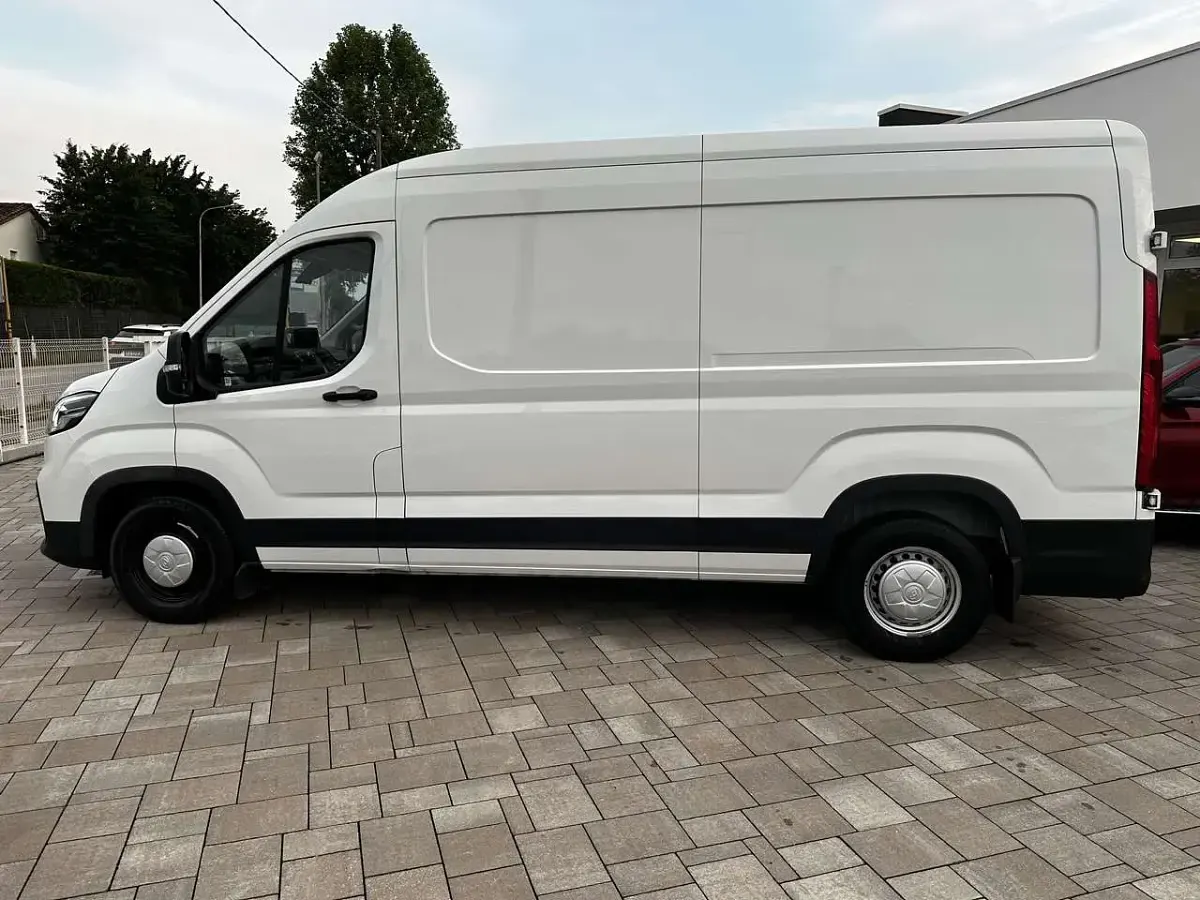 Usata Maxus V90 150 CV (110 kW) 2023 Bianco Furgone