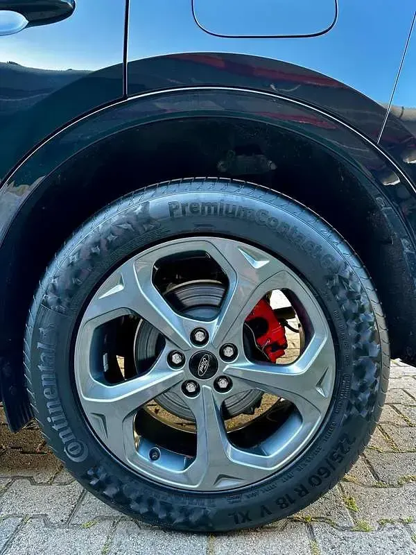 Usata Ford Kuga ST-Line X 151 CV (111 kW) 2024 Nero SUV