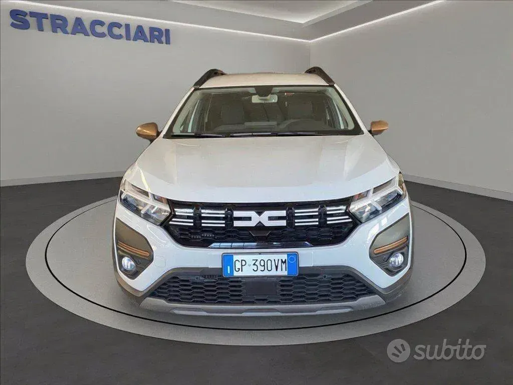 Usata Dacia Jogger Extreme 101 CV (74 kW) 2023 Bianco Monovolume