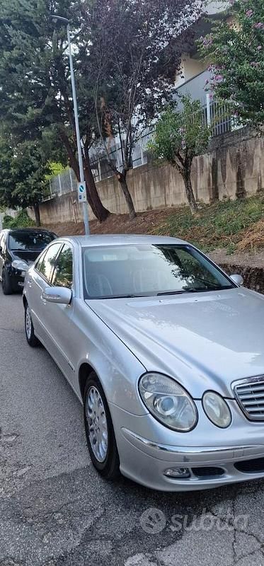Usata Mercedes E220 2005