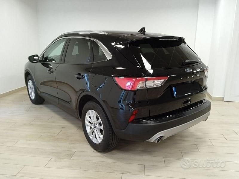 Usata Ford Kuga Titanium X 120 CV (88 kW) 2024 Nero SUV
