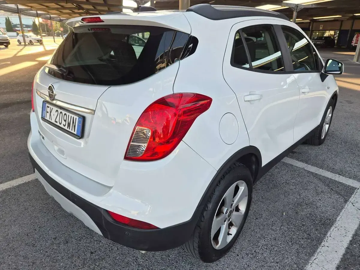 Usata Opel Mokka X Business 116 CV (85 kW) 2017 Bianco SUV