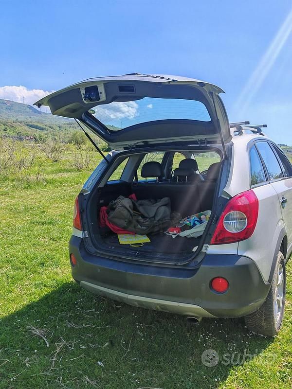 Usata Opel Antara 150 CV (110 kW) 2007 Grigio SUV
