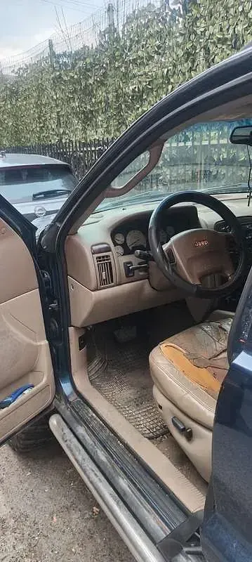 Usata Jeep Grand Cherokee Overland 163 CV (119 kW) 2003 SUV