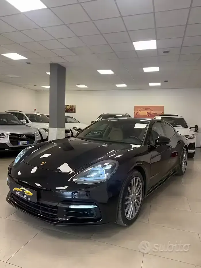 Usata Porsche Panamera 4S Diesel 422 CV (310 kW) 2017 Nero Utilitaria
