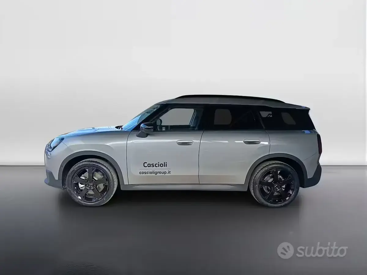 Usata Mini Countryman 156 CV (114 kW) 2024 Grigio SUV