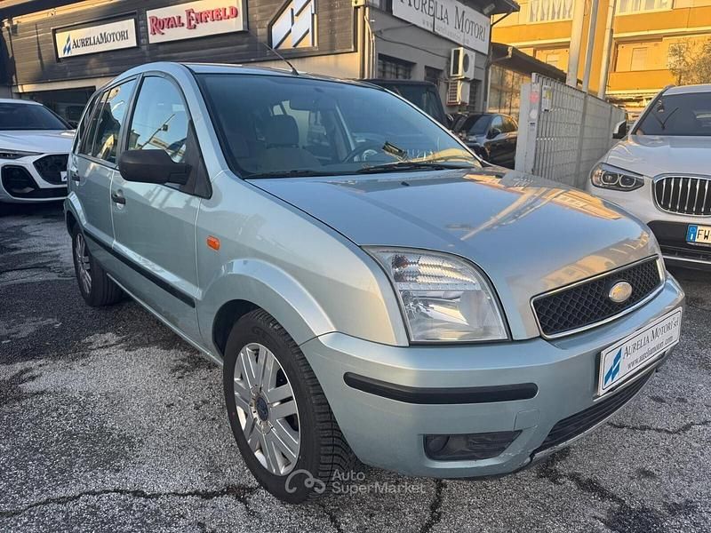 Gebraucht Ford Fusion 68 PS (50 kW) 2003 Silber Kleinwagen