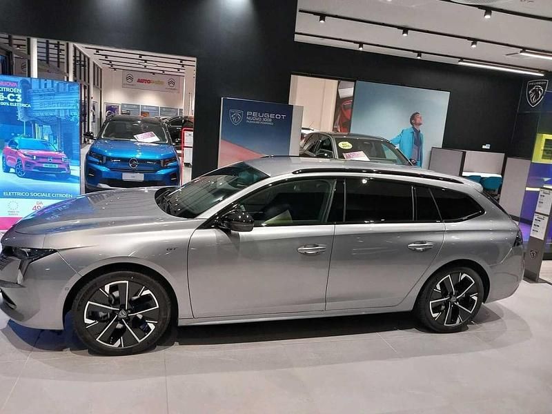Nuova Peugeot 508 GT 131 CV (96 kW) 2025 Grigio Berlina