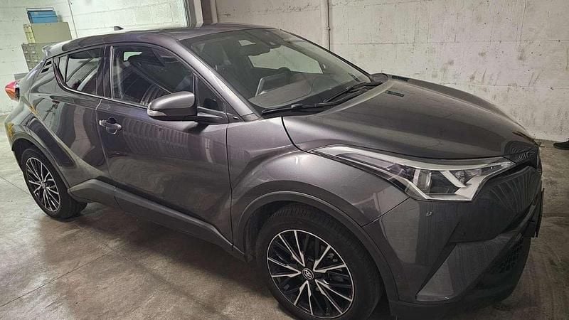 Usata 2017 Toyota C-HR Lounge SUV | 14.500 € (Ottimo prezzo) - Immagine 1/4