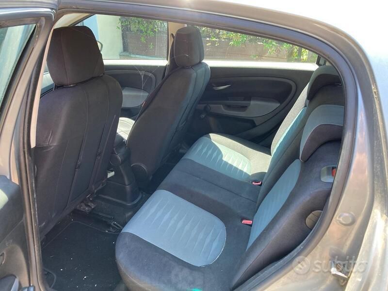 Usata Fiat Grande Punto 77 CV (56 kW) 2009 Blu Utilitaria