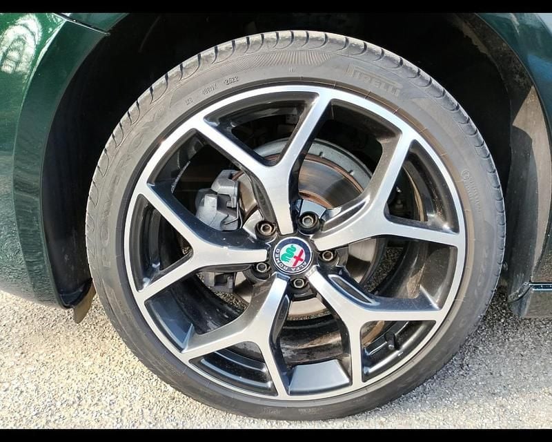 Usata Alfa Romeo Giulietta Super 120 CV (88 kW) 2020 Verde Utilitaria