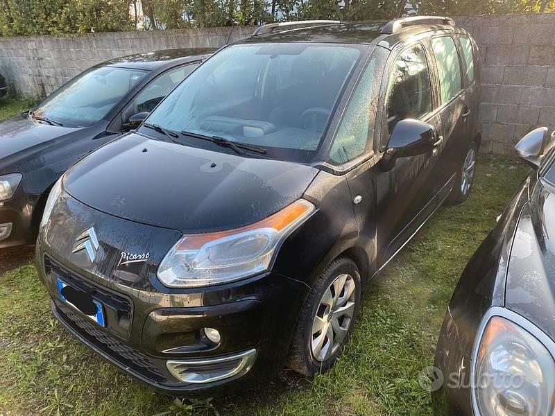 Nero Usata 2011 Citroën C3 Picasso Exclusive Monovolume | 2000 € (Super prezzo) - Immagine 1/2