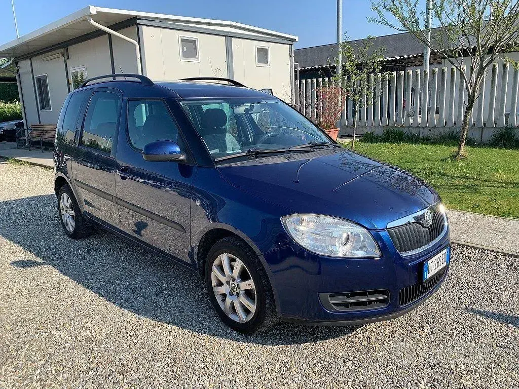 Usata Skoda Roomster Comfort 105 CV (77 kW) 2009 Bluazzurro Monovolume