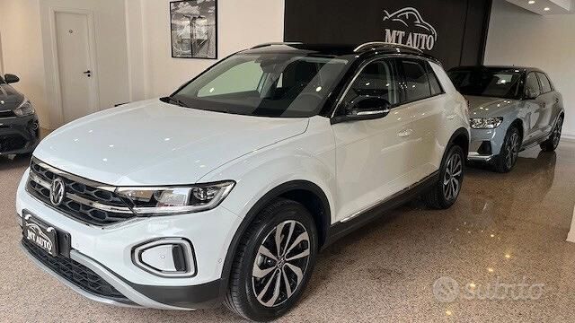 Bianco Usata 2024 VW T-Roc Style SUV | 25.300 € (Buon prezzo) - Immagine 1/4