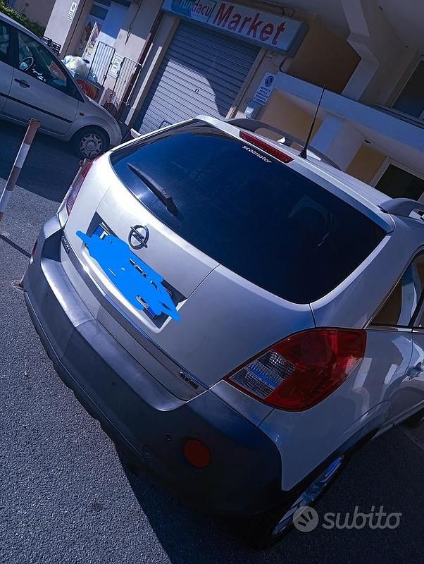 Usata Opel Antara 163 CV (119 kW) 2011 Bianco SUV