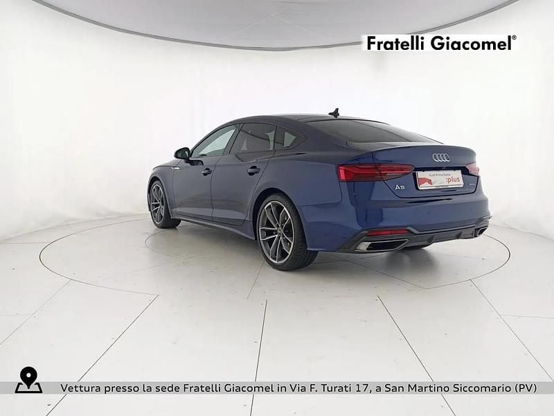 Usata Audi A5 Sportback S-Line 204 CV (150 kW) 2025 Blu navarra metallizzato Utilitaria