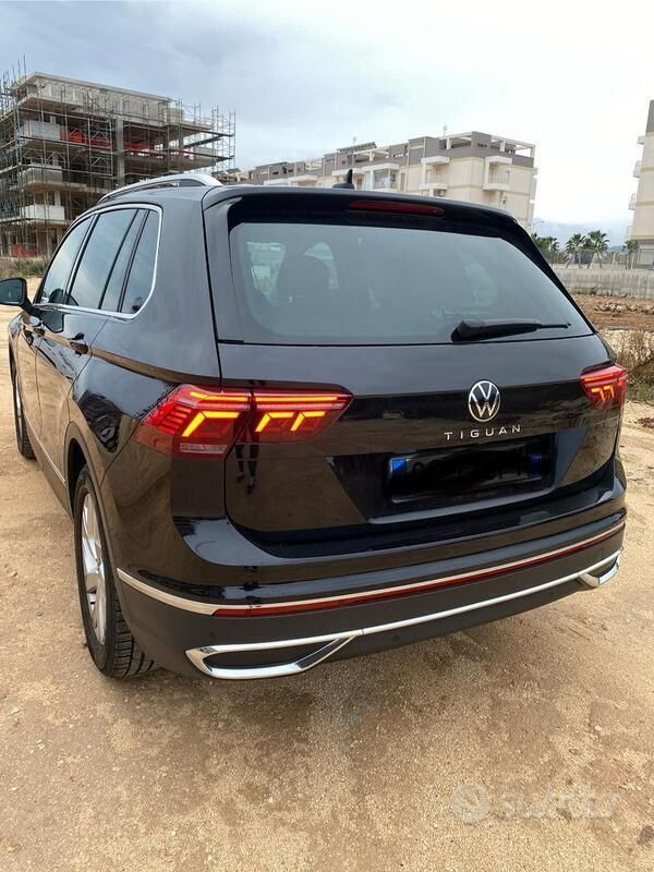 Usata VW Tiguan 150 CV (110 kW) 2021 Nero SUV