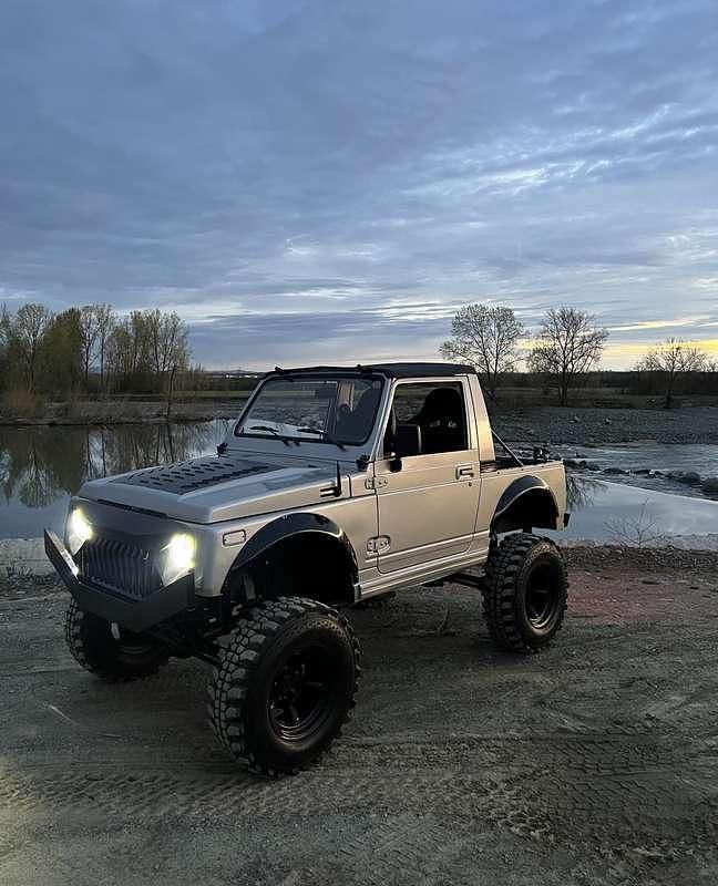 Usata Suzuki Samurai 68 CV (50 kW) 1987 SUV