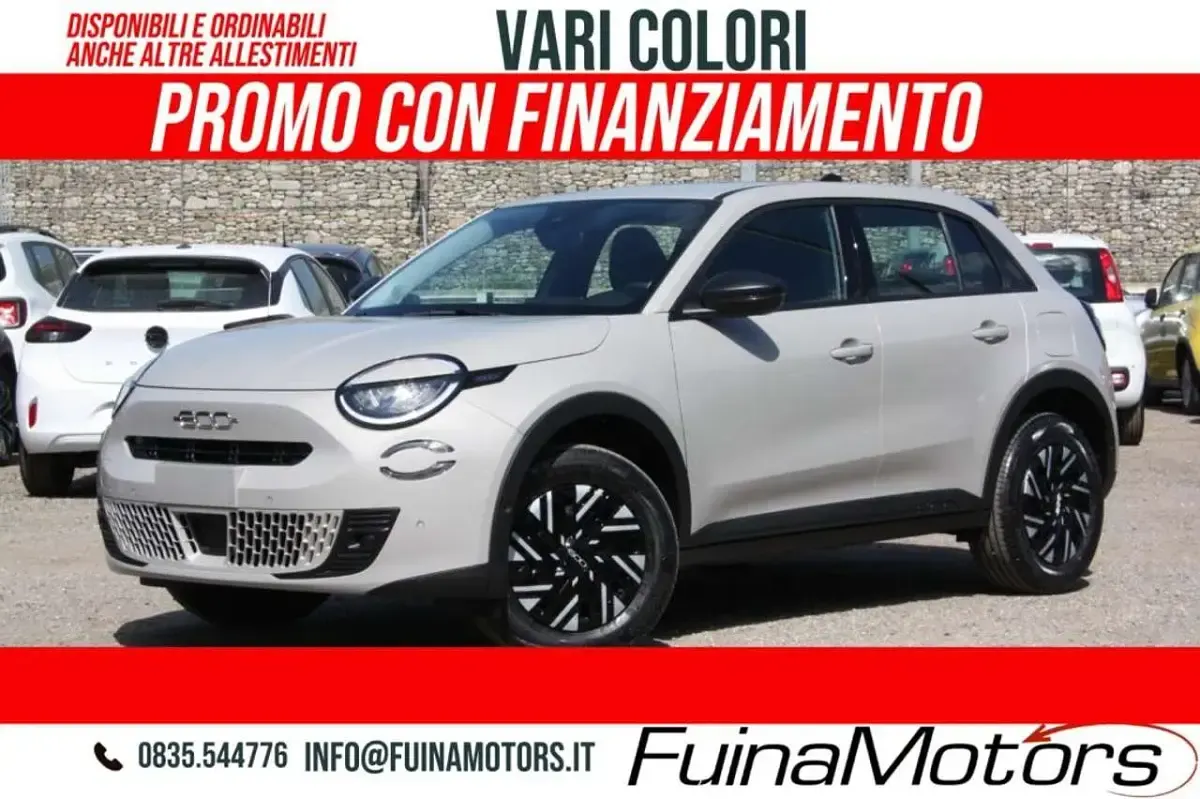 Nuova Fiat 600 Pop 110 CV (80 kW) 2026 Nero SUV