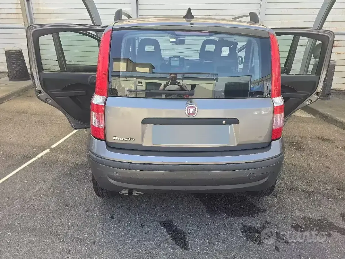 Usata Fiat Panda Dynamic 69 CV (50 kW) 2010 Grigio Utilitaria