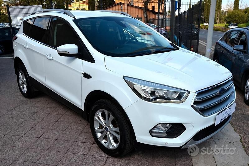 Usata Ford Kuga S 120 CV (88 kW) 2019 Bianco SUV