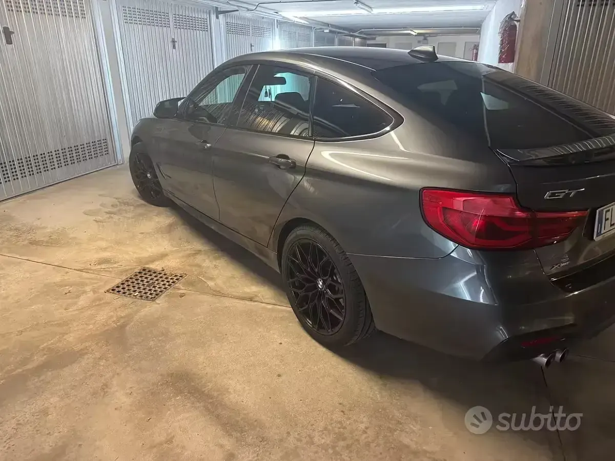 Usata BMW 320 M Sport 190 CV (139 kW) 2017 Grigio Berlina