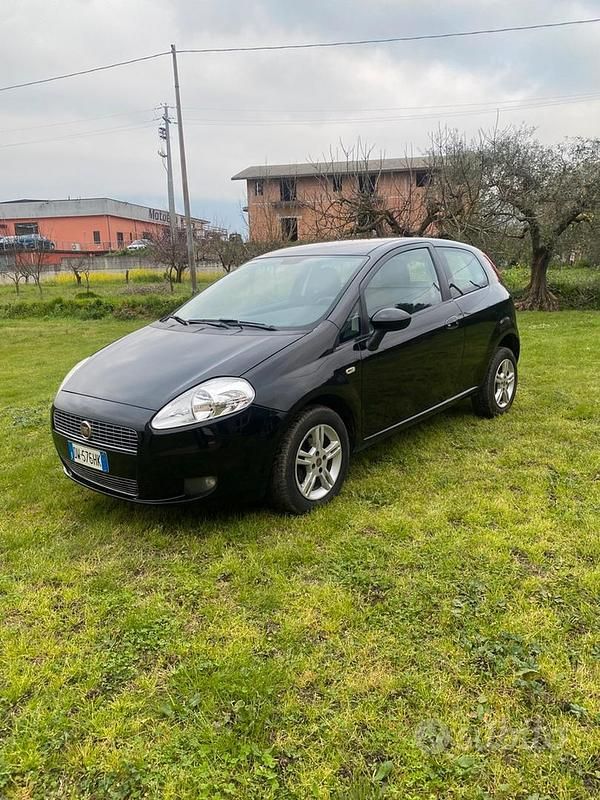 Usata Fiat Grande Punto 2009 Nero Utilitaria